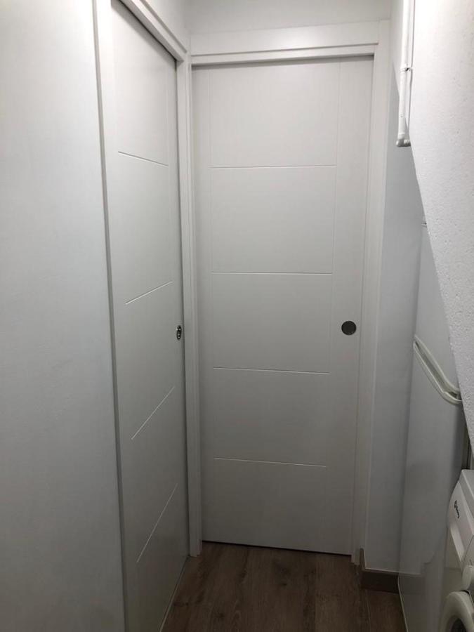Ferienwohnung Alojamiento Karina Les Exterior foto